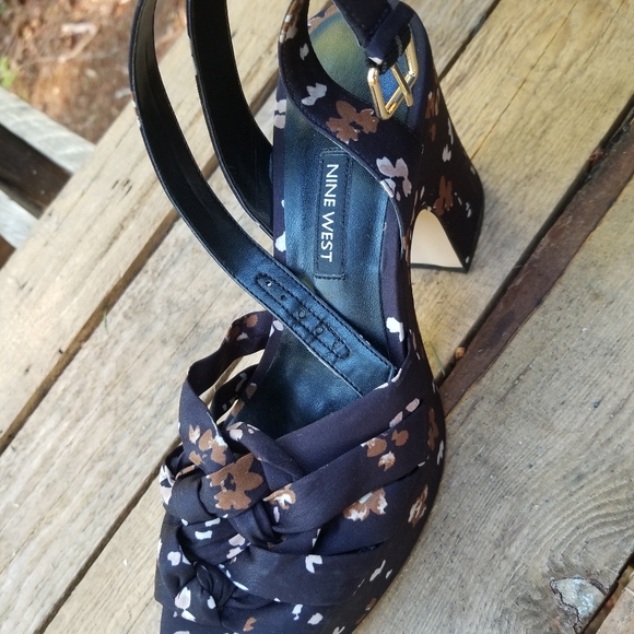 Size 7.5 High Heel Shoes Nine West Cherry Blossom Blacks Straps Buckles Ladies - Picture 10 of 11